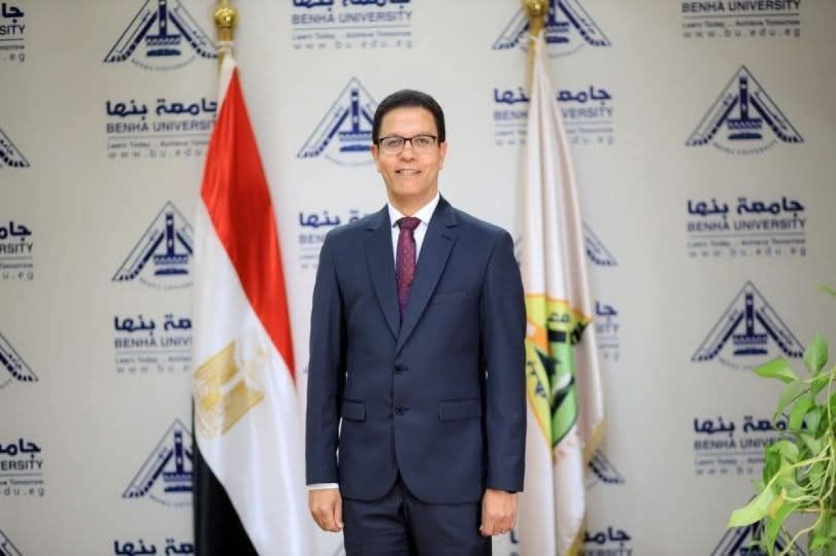" الجيزاوي "  يهنئ جامعة بنها بعيد الأضحي المبارك