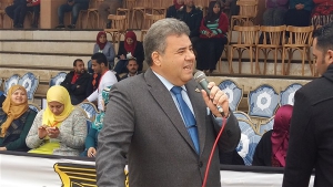 رئيس جامعة بنها: «من لا يأكل من فأسه فقراره ليس من رأسه».. فيديو وصور